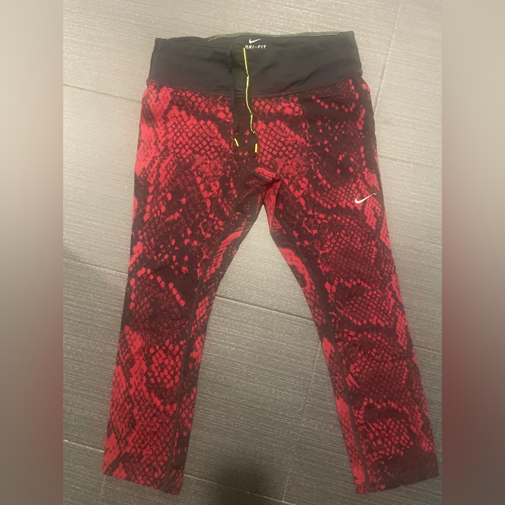 Nike dry fit leggings medium